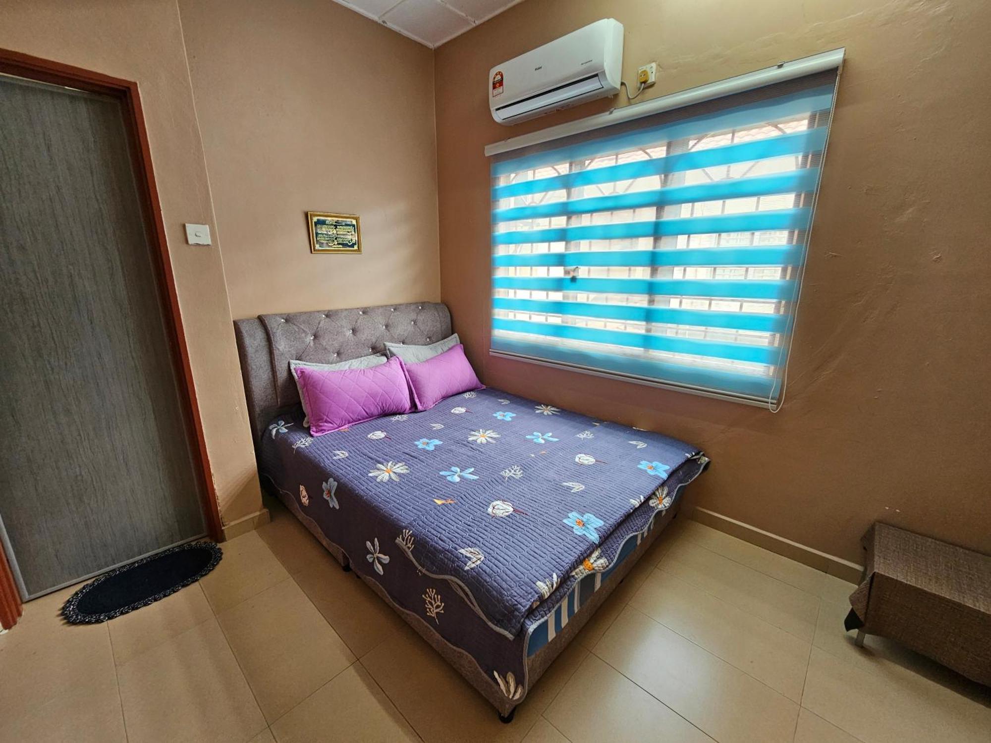 Homestay Lanik Saujana Utama 2 Sungai Buloh Buitenkant foto