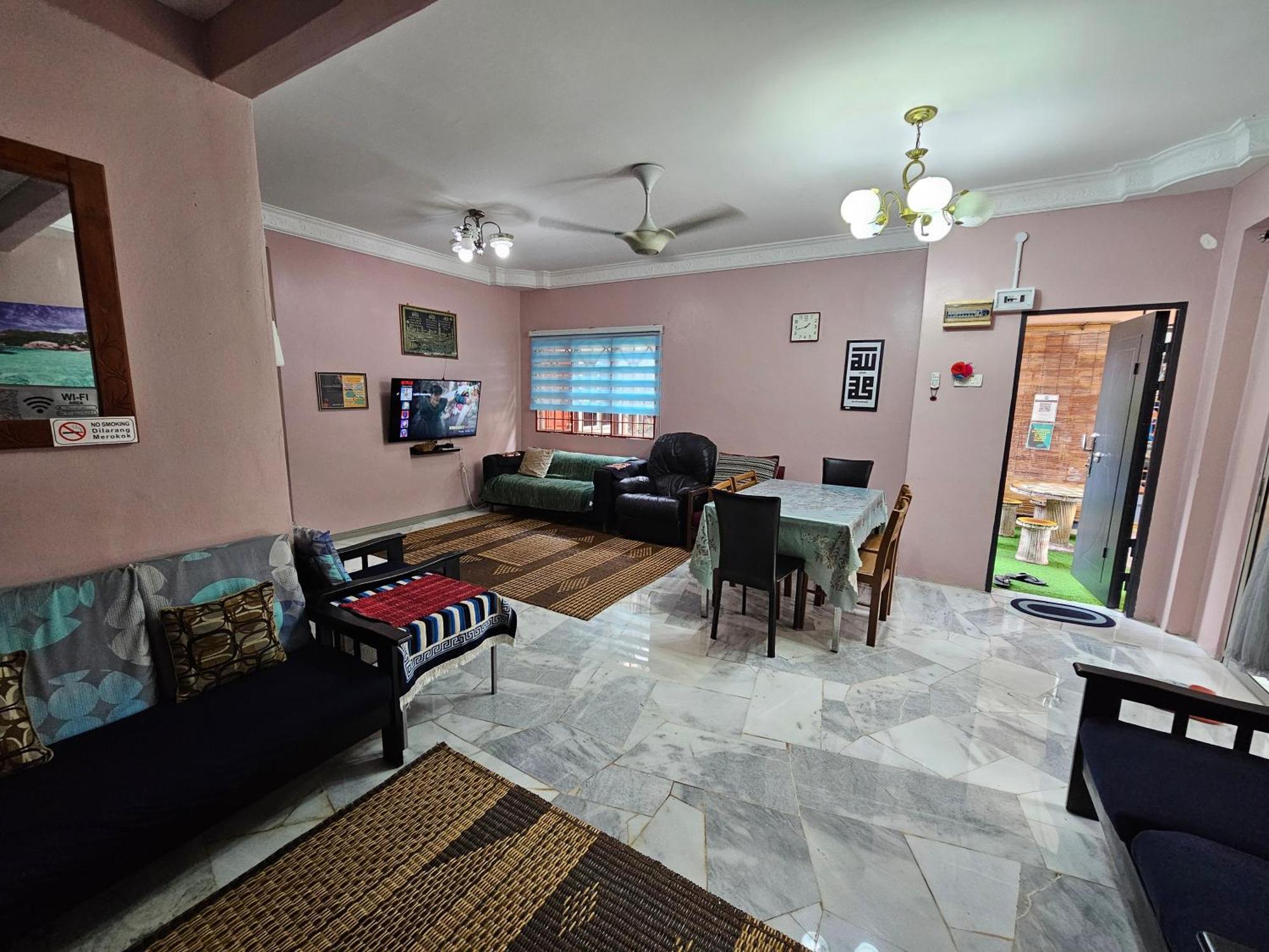 Homestay Lanik Saujana Utama 2 Sungai Buloh Buitenkant foto